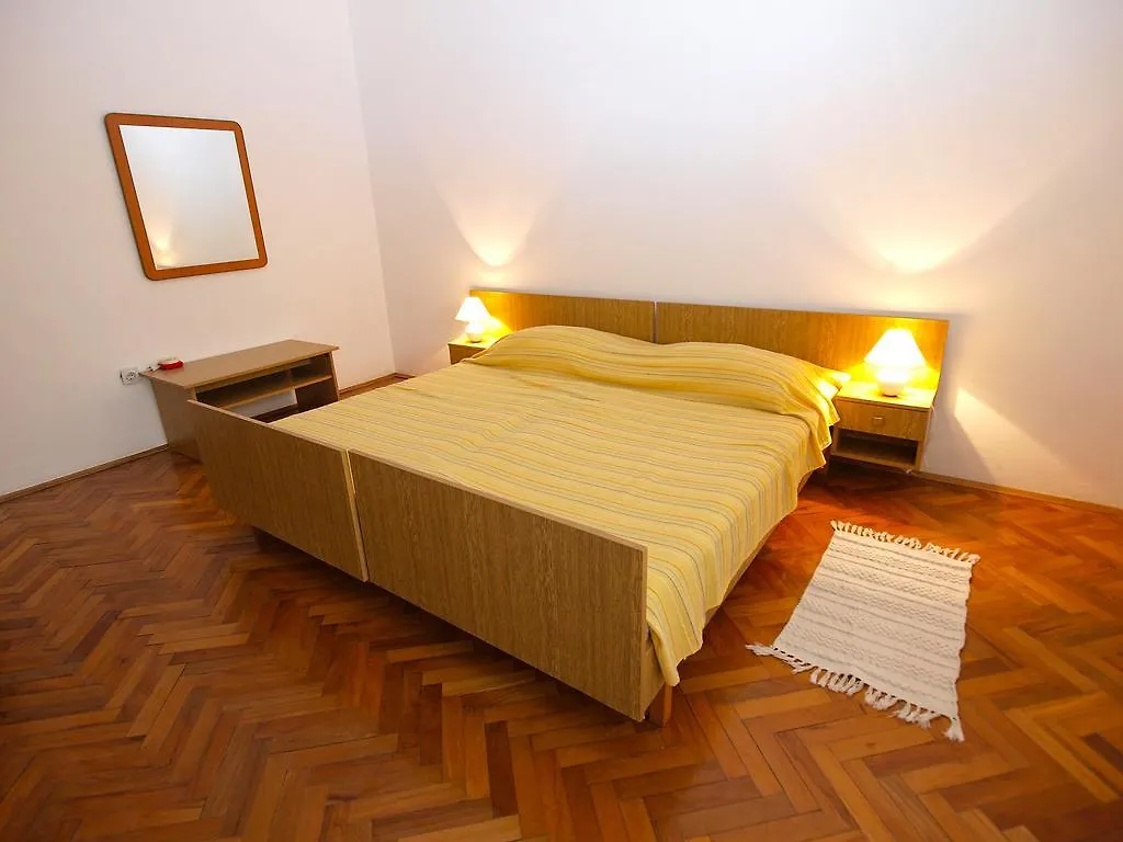 Apartments Radmila 977 Medulin Croatia