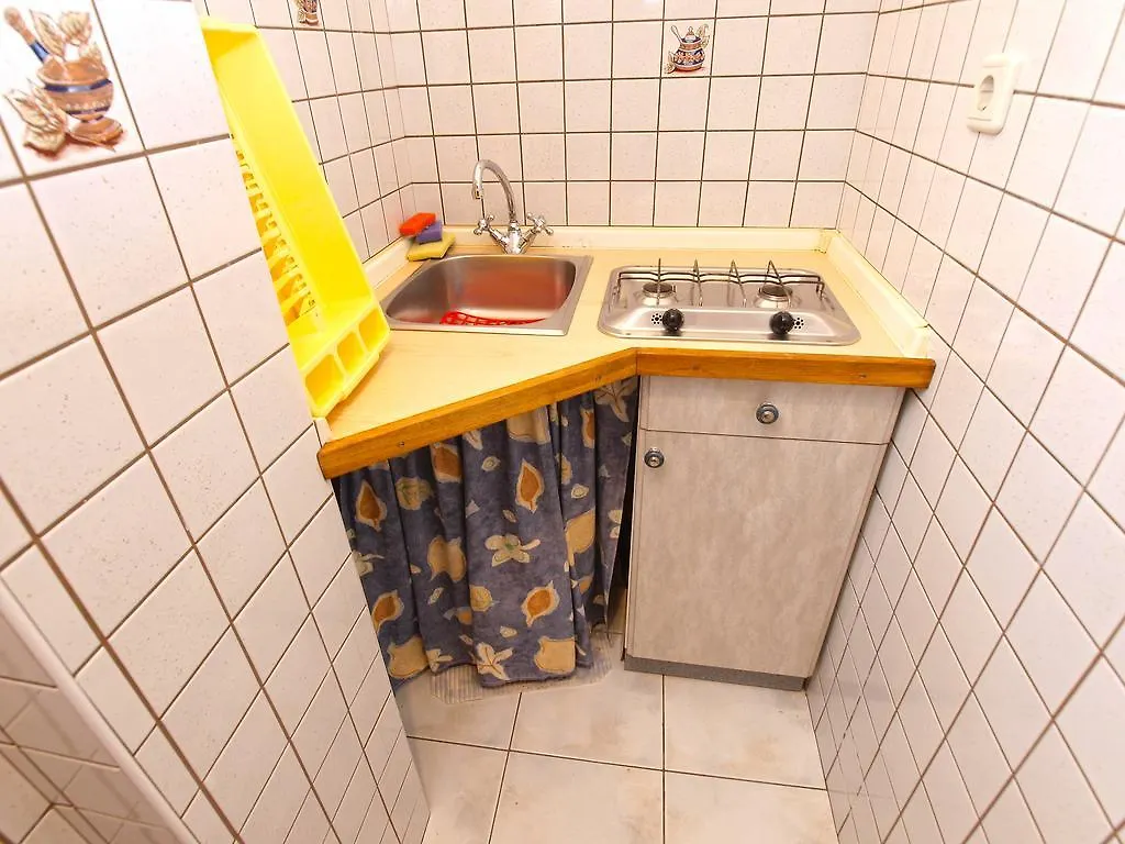 Apartments Radmila 977 Medulin